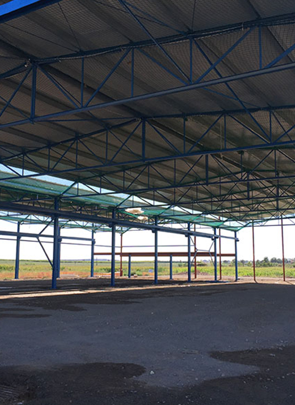 Fabrica piezas de avión (Huesca)